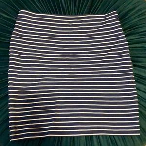 KENAR Navy abs Cream Striped Skirt Sz 8